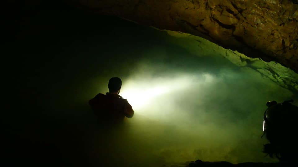sumatra cave diving exploration 4